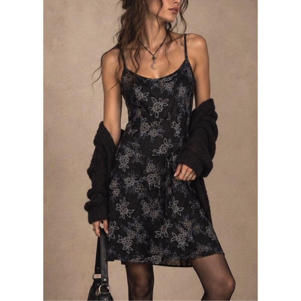 Vintage 90s Y2K Floral Embroidered Slip Dress Womens 7/8 Whimsigoth Fairy Grunge